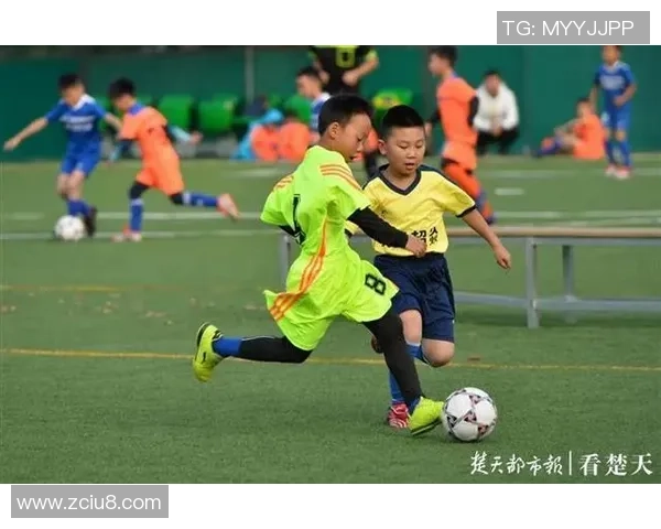 武汉足球队在总决赛中的灵活性表现与战术调整分析